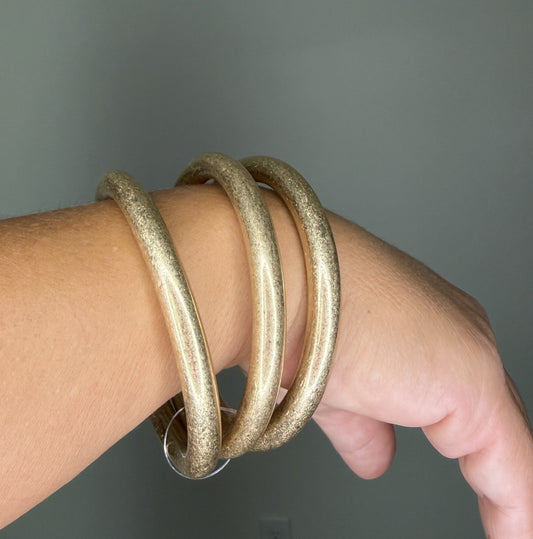 Simply Gold Bangle Set, 3 Pieces - The Grand Magnolia Boutique